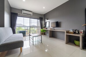 Superior Room | Blackout curtains, bed sheets