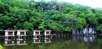 Lago