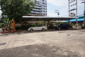 Parken ohne Service (kostenlos)