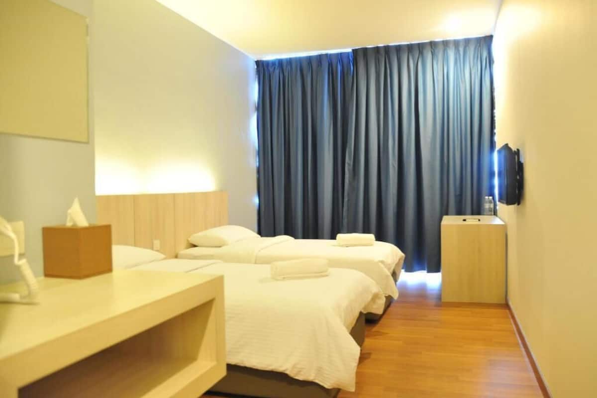 Desk, iron/ironing board, free WiFi, bed sheets