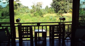 Superior Air-Con Room | Free WiFi - Akha River House (Chiang Rai)