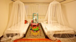 Triple Fan Room | Wifi gratis