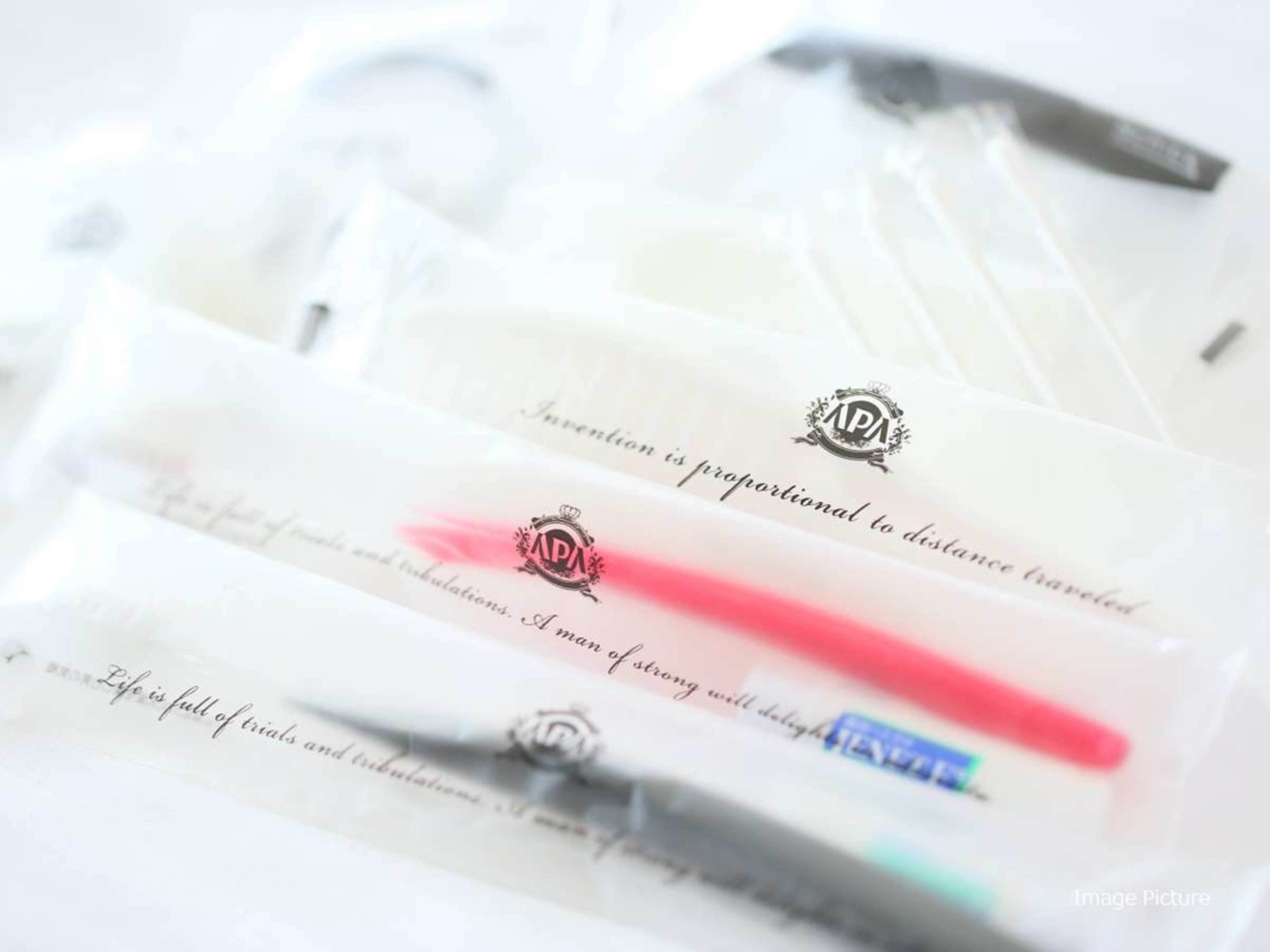 combined shower/bathtub, deep-soaking bathtub, free toiletries