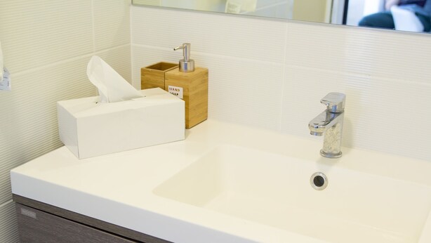 Deluxe Room | Sinki Bilik Mandi