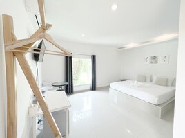 Standard Double Room | Desk, free WiFi