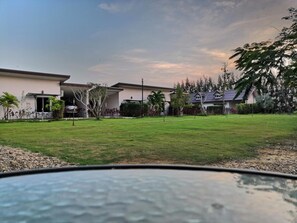 Property grounds - On Green Resort (Tha Yang)