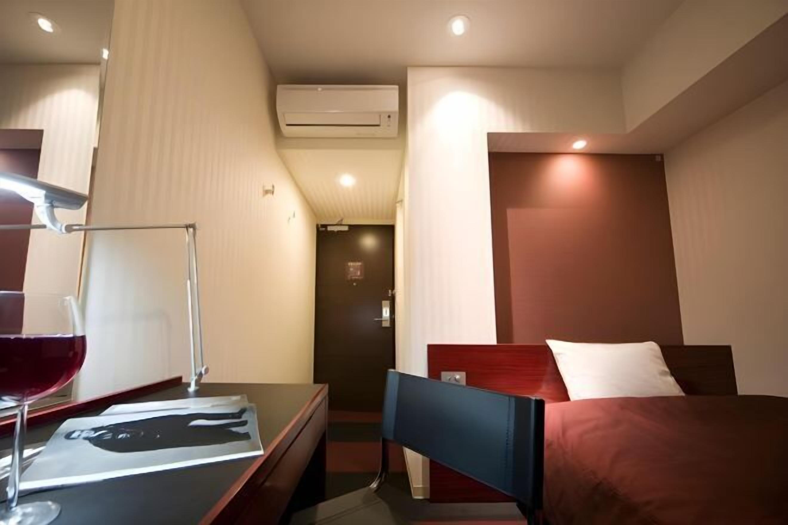 Allergiatestatut vuodevaatteet, työpöytä