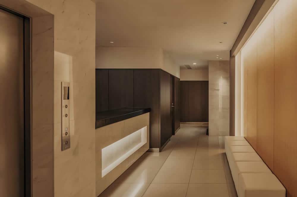 Nesthotel alt. Meguro Station