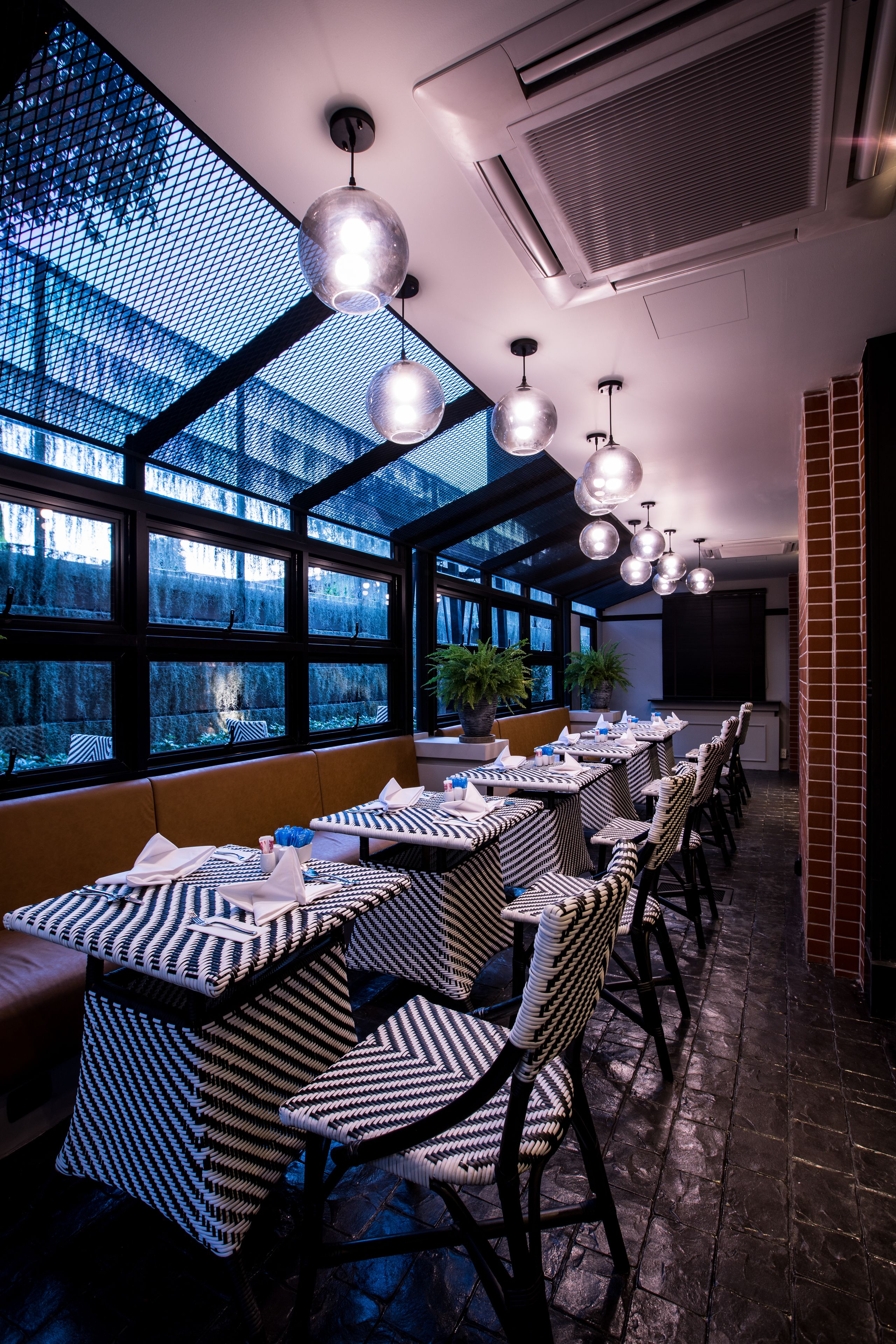 breakfast, lunch, dinner served; local and international cuisine