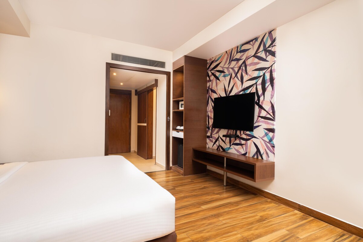 Superior Room | Premium bedding, minibar, in-room safe, soundproofing