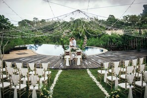 Outdoor wedding area - The Kirana Ungasan (Ungasan)