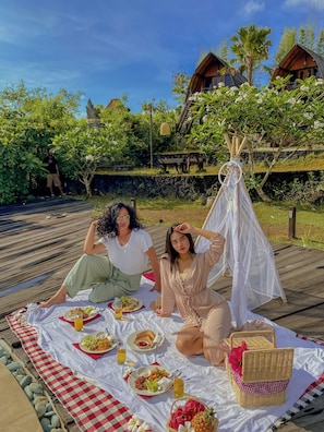 BBQ/picnic area - The Kirana Ungasan (Ungasan)