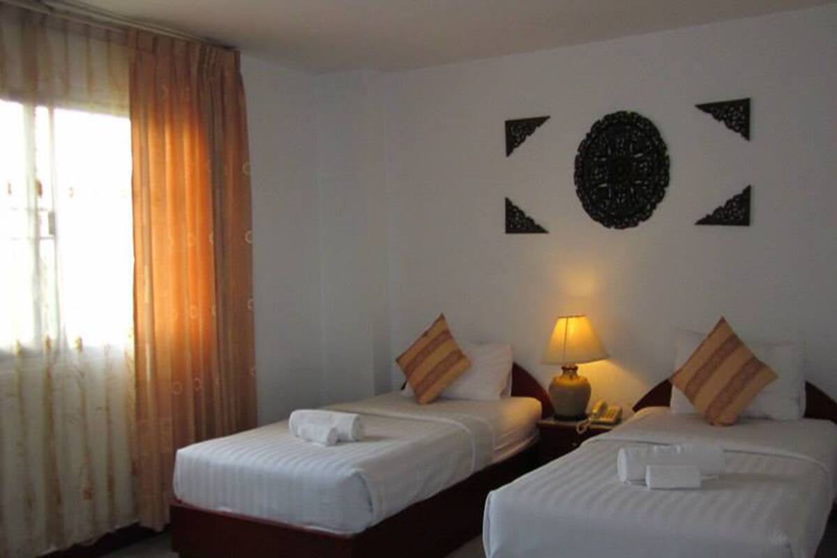 Superior Twin Room | Een minibar, individueel gedecoreerd, een bureau, gratis wifi