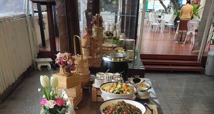 Regent Lodge Lampang