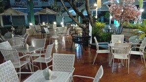 Living area - Regent Lodge Lampang (Lampang)