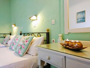 Standard Studio (Triple) | 1 bedroom, desk, iron/ironing board, free WiFi - Orion Apartments (Hersonissos)
