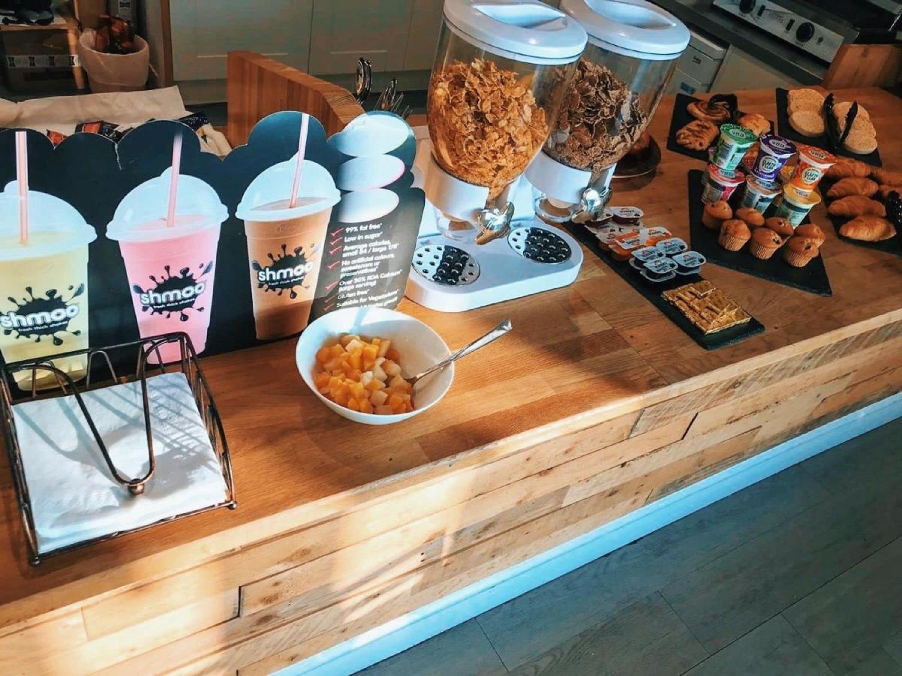 daily continental breakfast (gbp 6.95 per person)