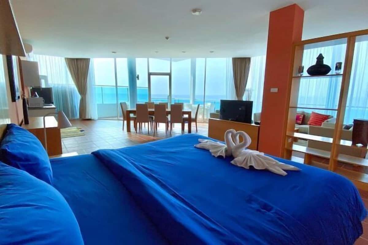 In-room safe, desk, blackout curtains, soundproofing