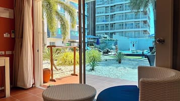Family Pool Access