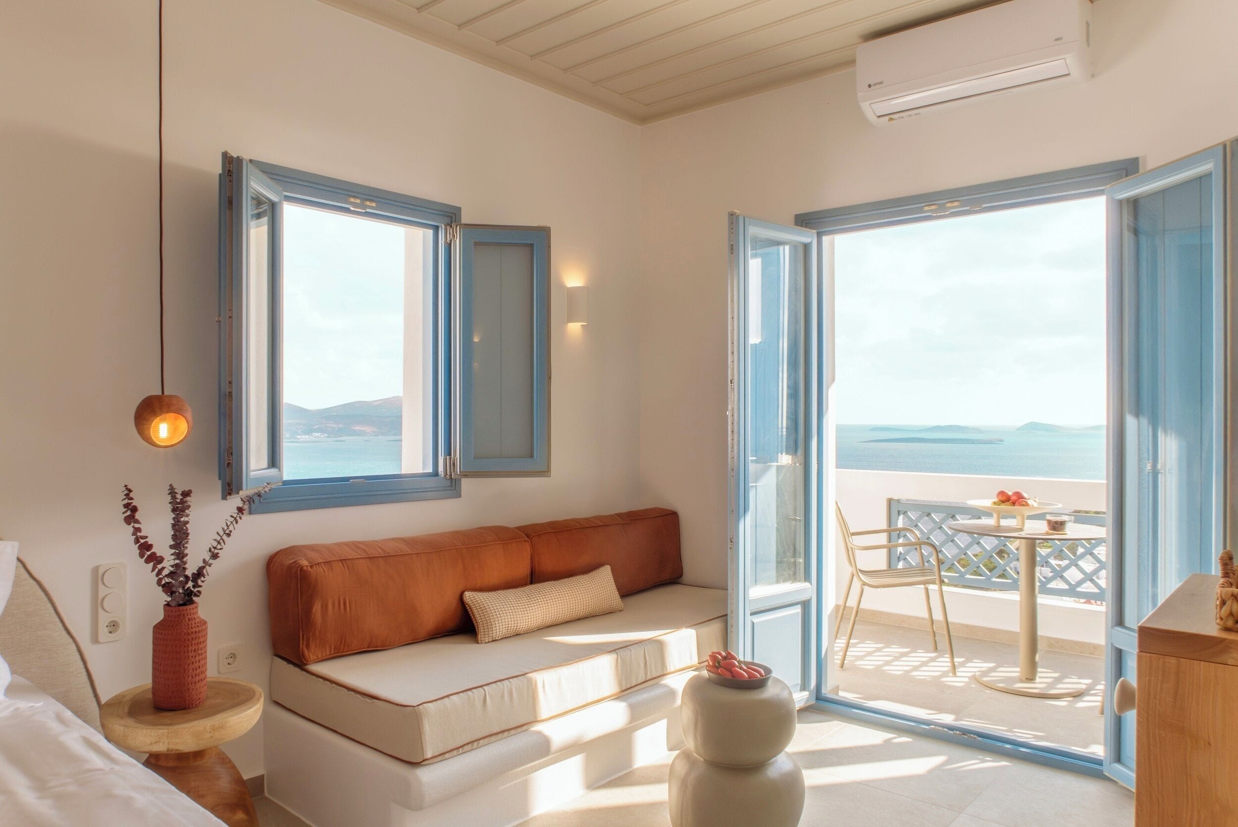 Azimuth Apartment | Premium bedding, free minibar items, in-room safe