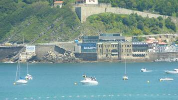 Twin Room, Sea View | In-room safe, desk, iron/ironing board, free WiFi