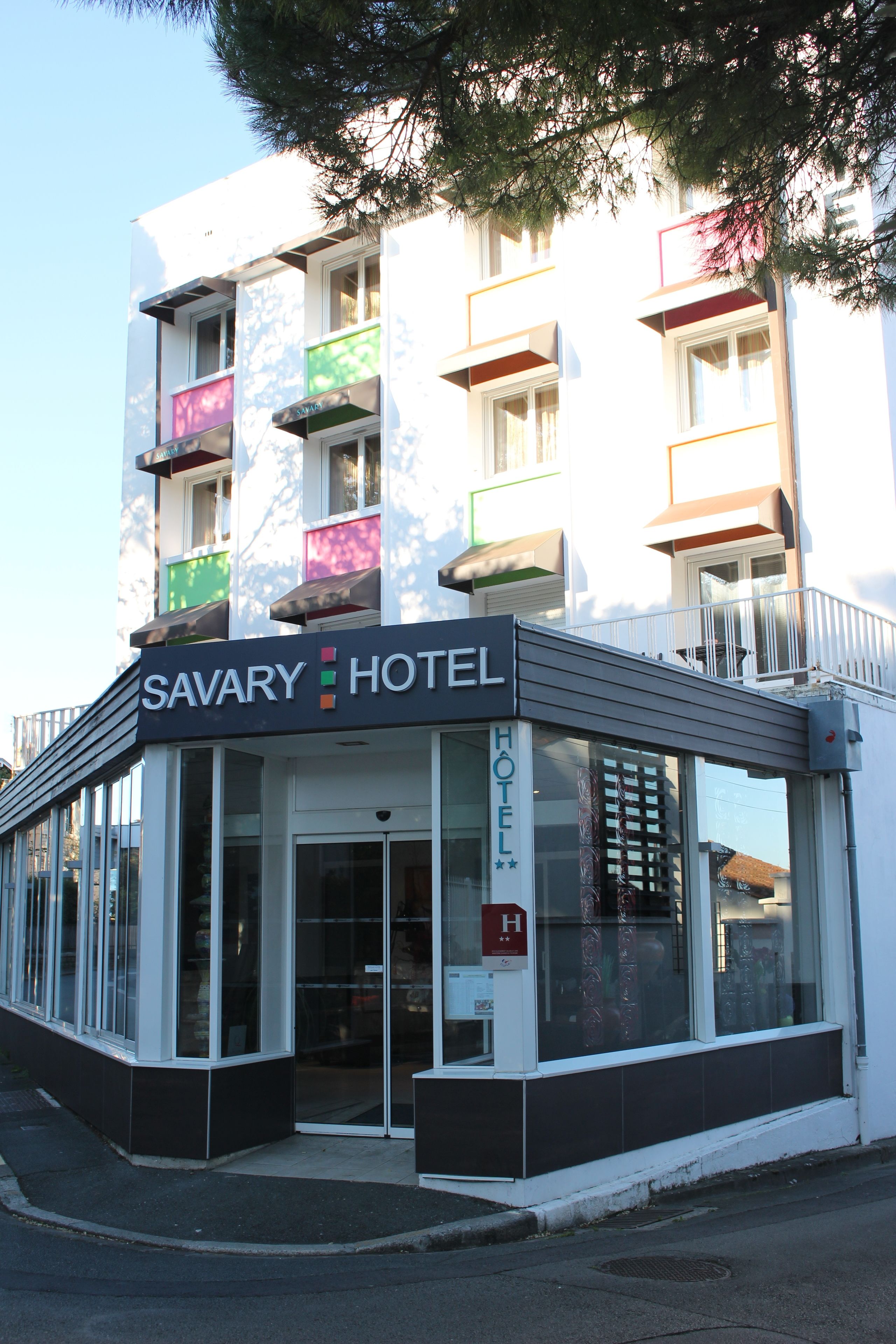 Photo - Hôtel Savary