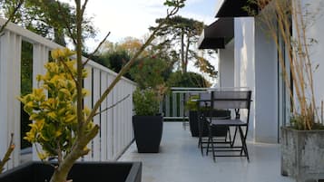 Habitación doble, balcón | Balcón