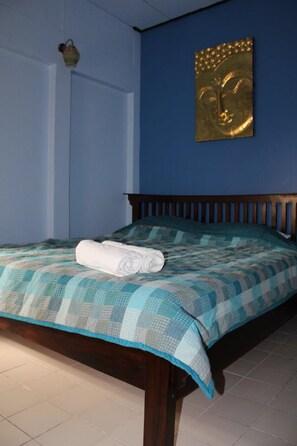 Standard Fan Room, 1 Queen Bed