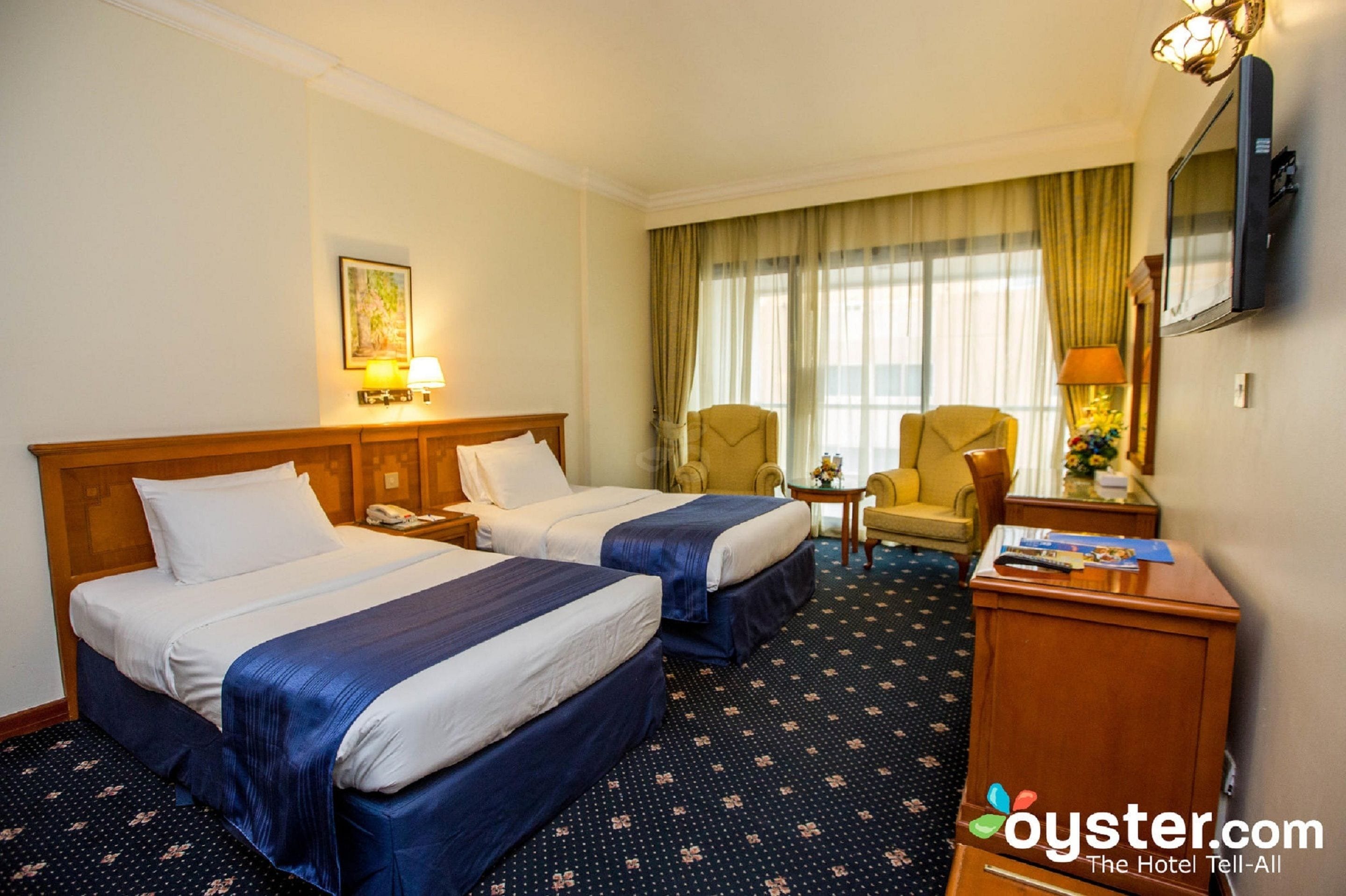 Studio | In-room safe, desk, iron/ironing board, free cots/infant beds