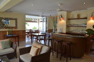 Bar (en la propiedad)