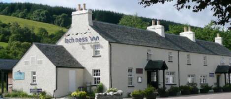 Fachada de la propiedad