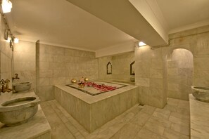 Baño turco/hammam, manicura y pedicura