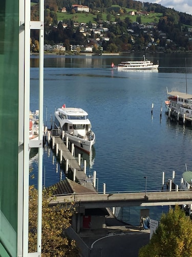 Penthouse Apartments Lakeside