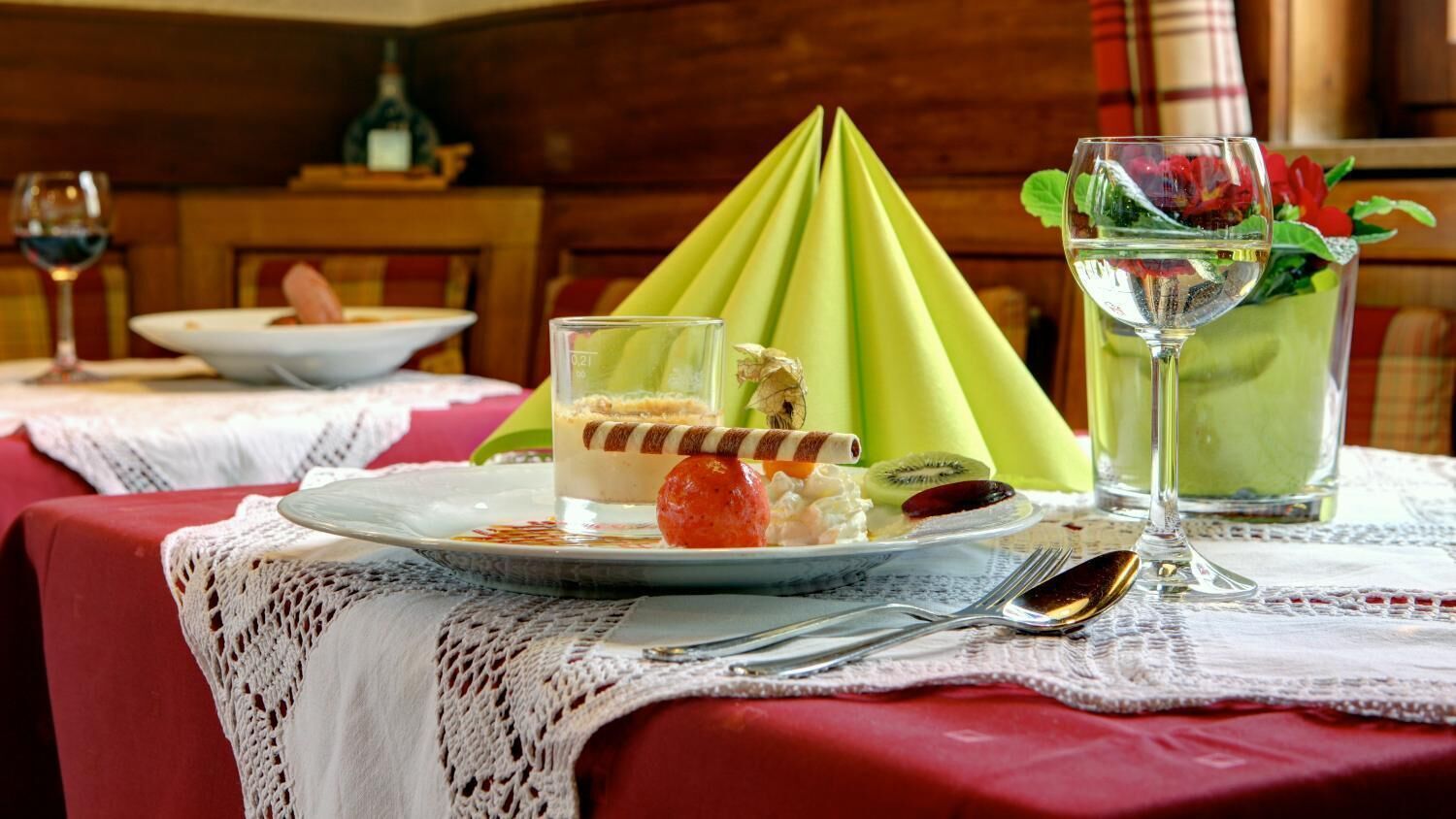 breakfast, lunch, dinner served; local and international cuisine