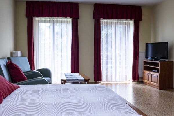 Appartamento | Materassi in memory foam, una cassaforte in camera, una scrivania