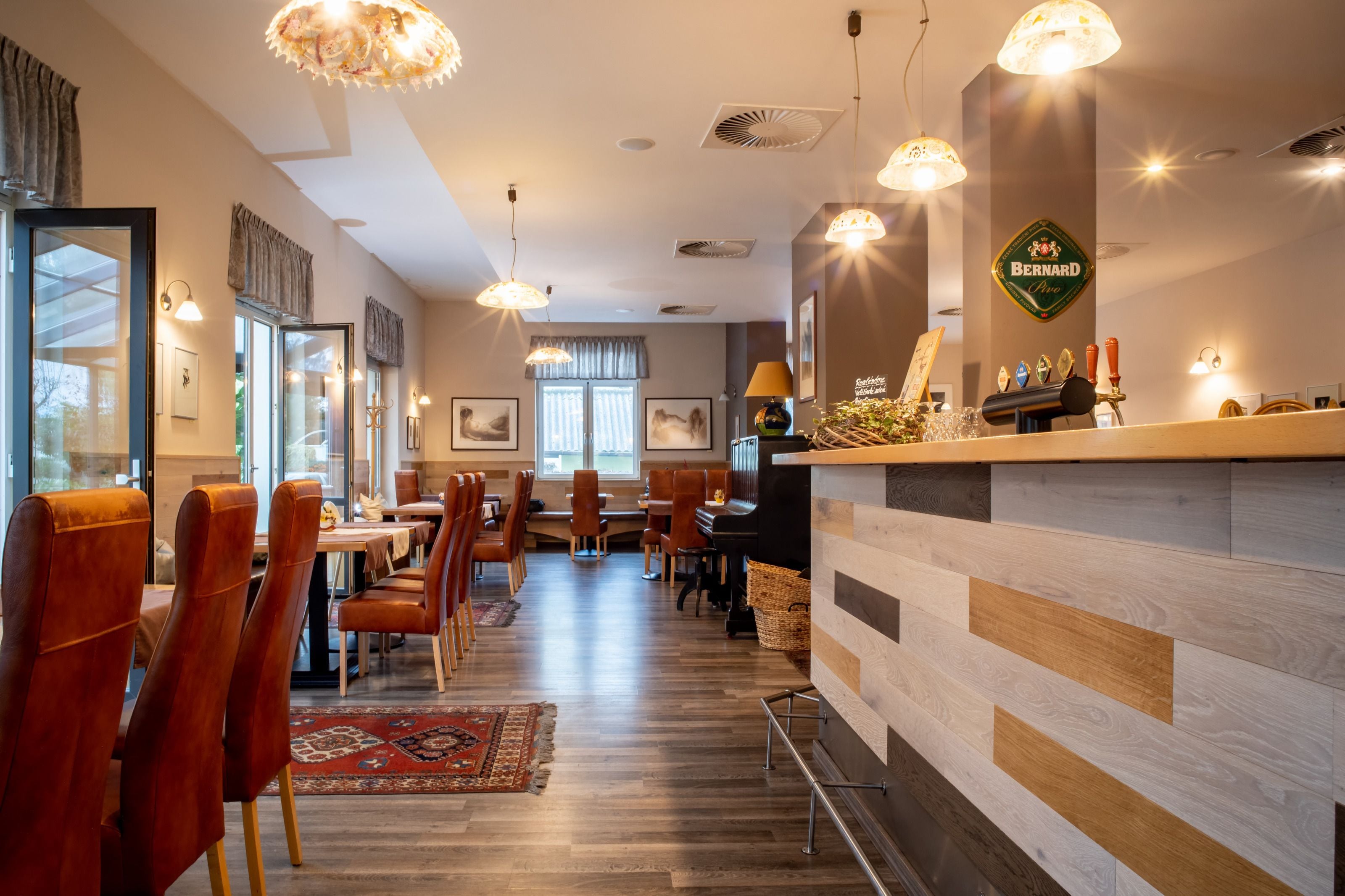 free daily self-service breakfast