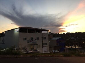 Fachada da propriedade