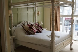 Superior Double Room | Iron/ironing board, free WiFi, bed sheets - The Angel Hotel (Coleford)