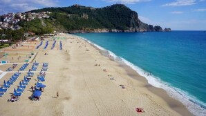 Private beach nearby, white sand, beach shuttle, sun-loungers - Sultan Sipahi Resort Hotel (Alanya)