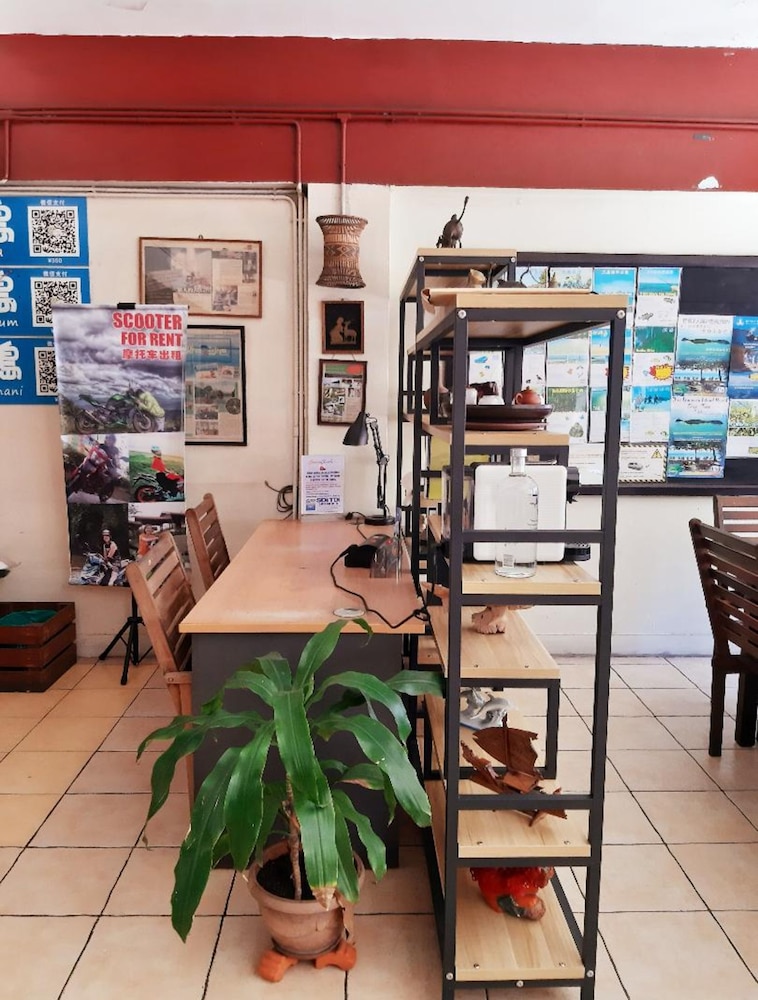 Akinabalu Youth Hostel by null