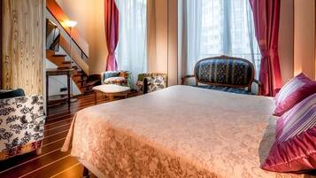 Appartement Duplex Deluxe | Coffres-forts dans les chambres, décoration personnalisée, bureau