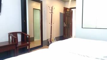 Superior Room | Minibar, desk, blackout drapes, free WiFi