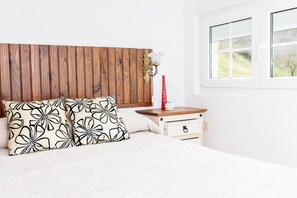 Bed sheets, wheelchair access