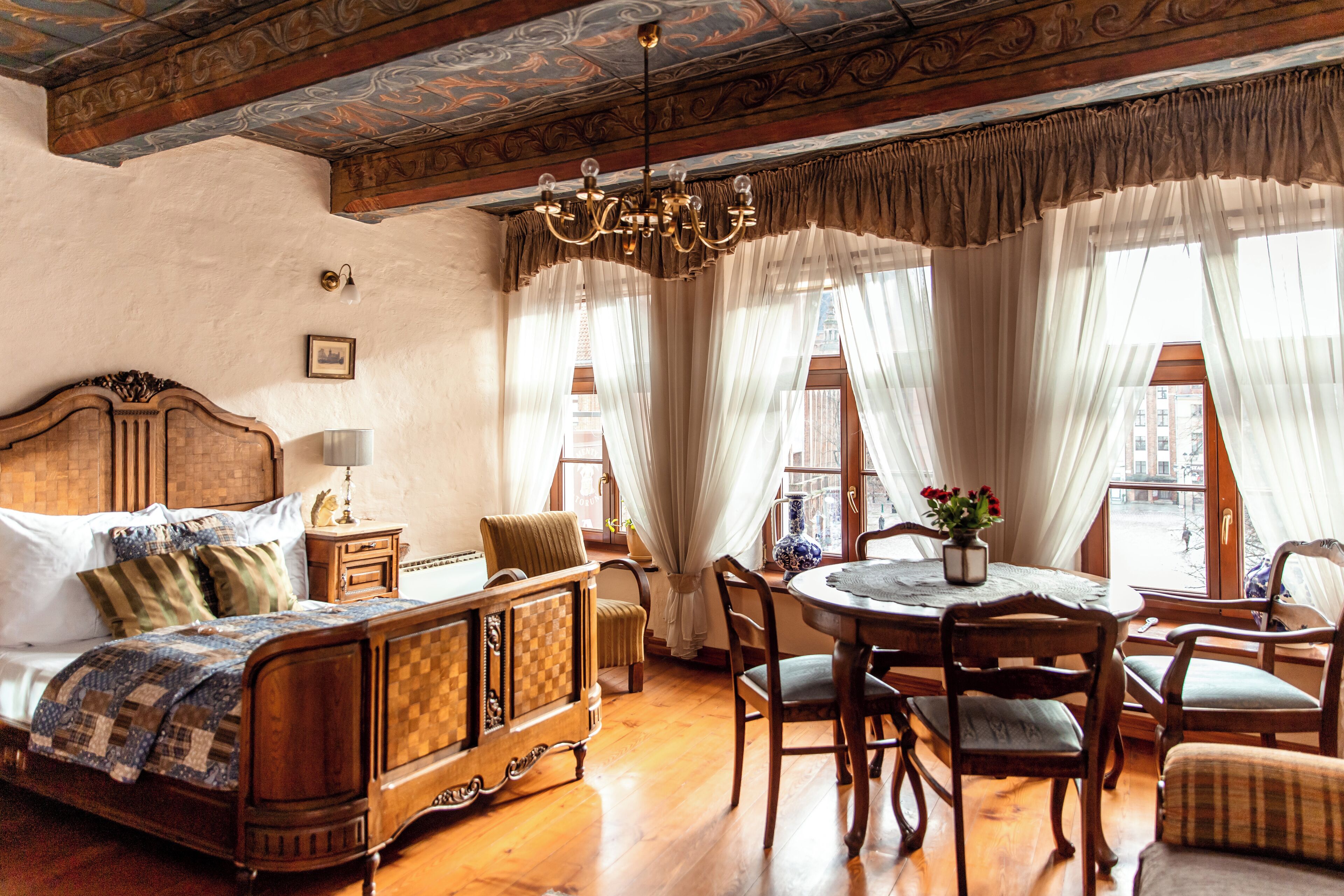 comfort apartment, city view | cots/infant beds, free wifi, bed sheets