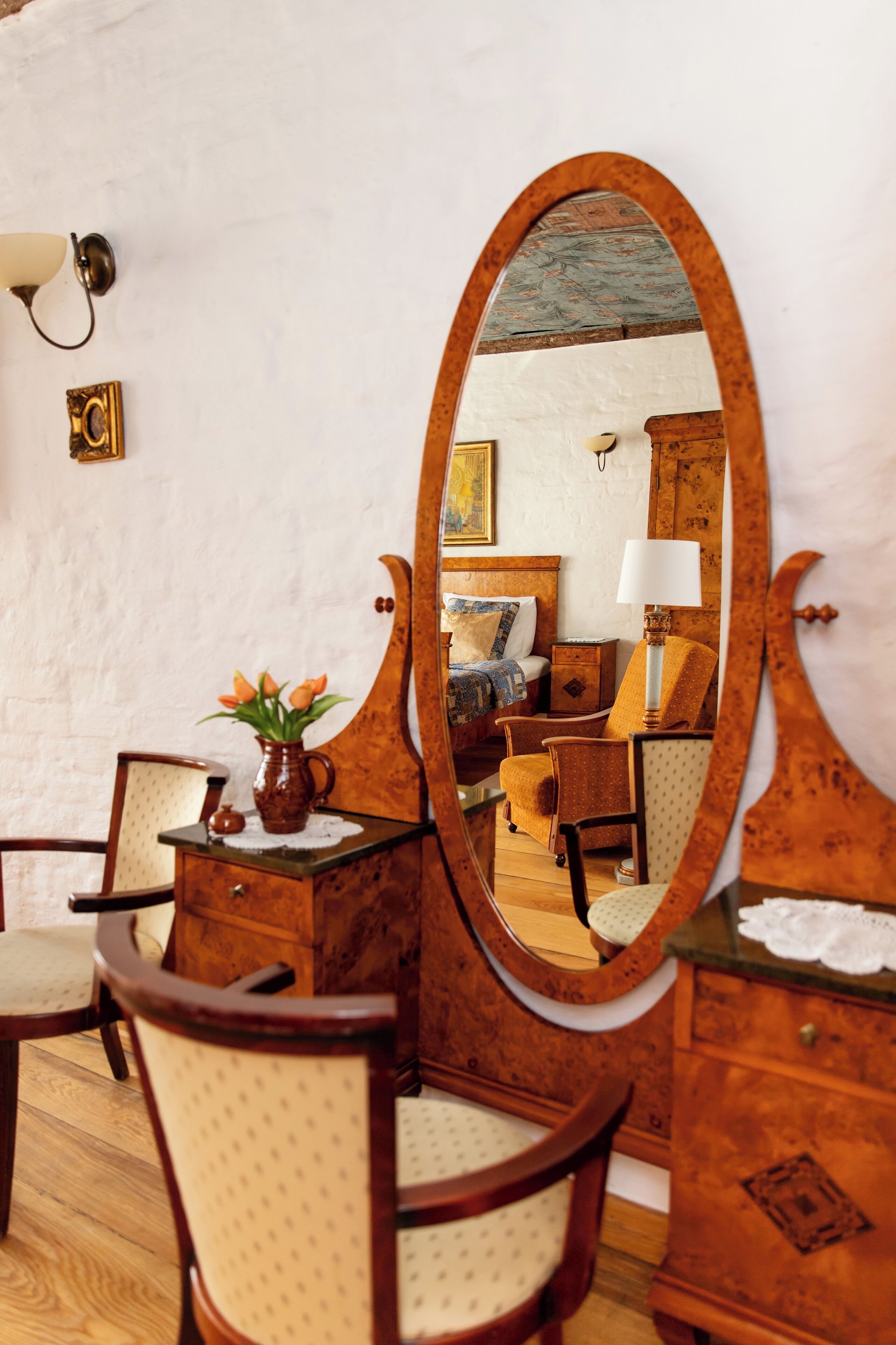 deluxe apartment, city view | cots/infant beds, free wifi, bed sheets