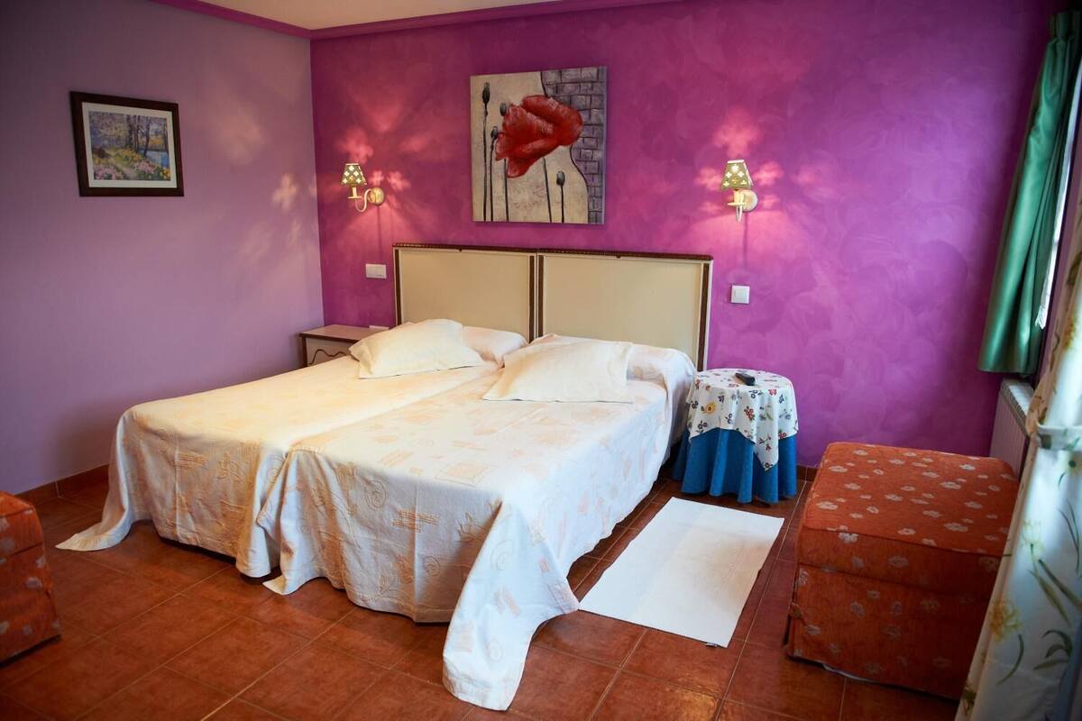 in-room safe, desk, free wifi