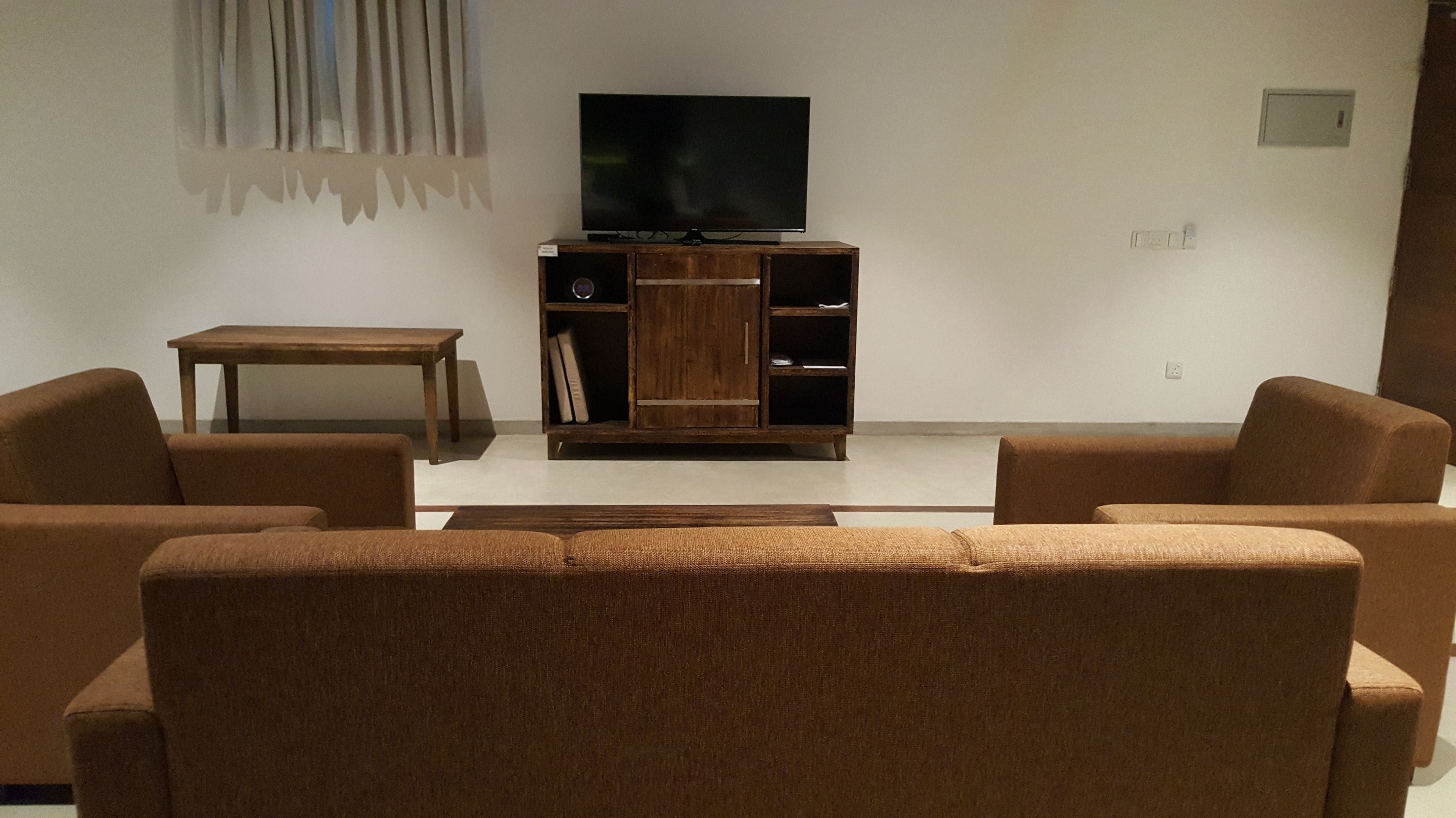 family room - 15% on spa treatments | living area | flat-screen tv, ipod dock, mp3 dock