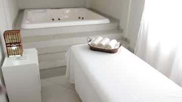 Couples treatment room(s), Turkish bath/hammam, body treatments