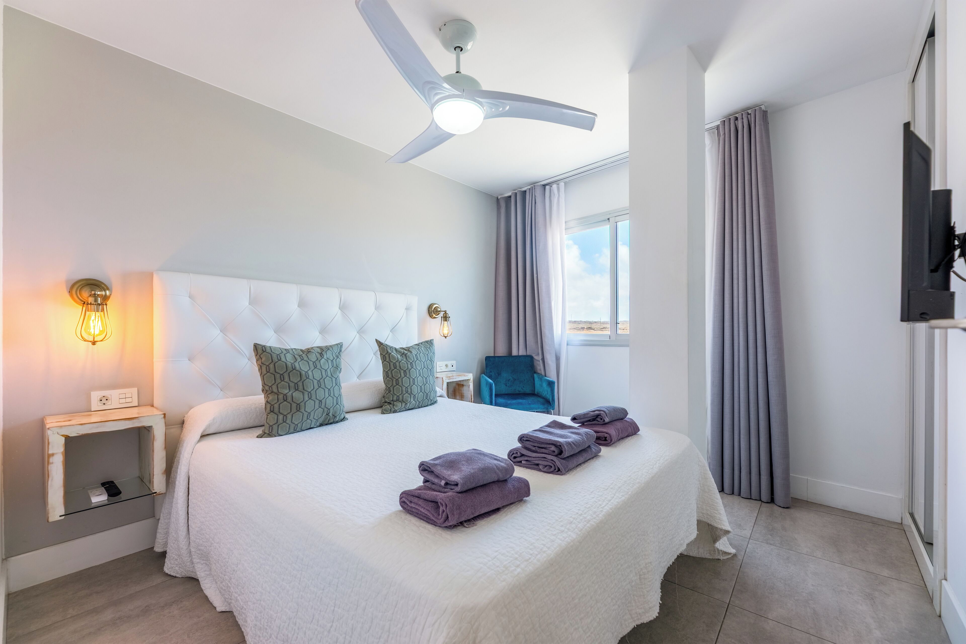 Premium-Suite, 2 Schlafzimmer (Suite XXL) | 1 Schlafzimmer, Daunenbettdecken, Betten mit Memory-Foam-Matratzen