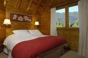 Departamento, 2 habitaciones | 2 habitaciones, caja de seguridad en la habitación y cortinas blackout